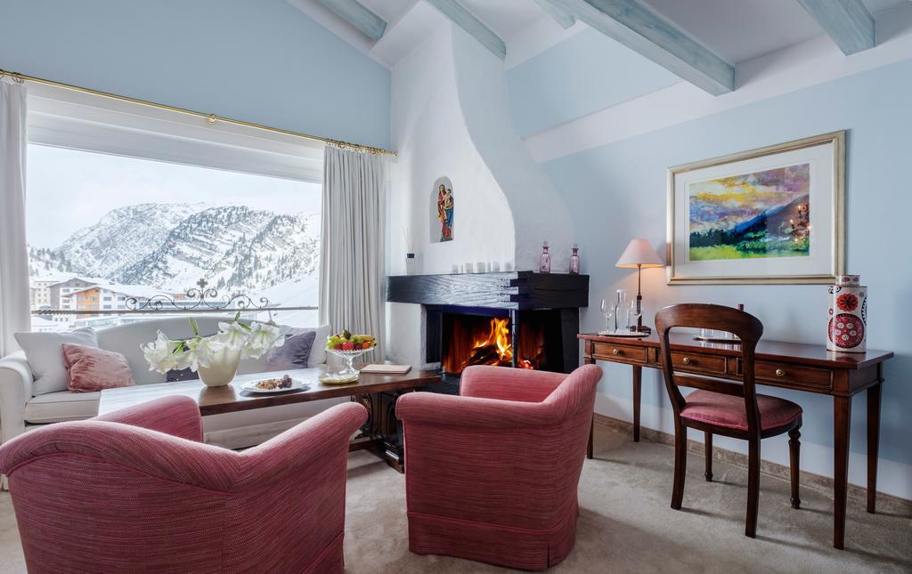 A-Rosa Collection Hotel Thurnher'S Alpenhof Zürs Buitenkant foto